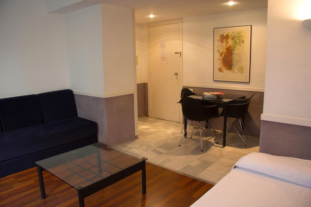 Apartamentos Descartes Barcelona Exterior photo