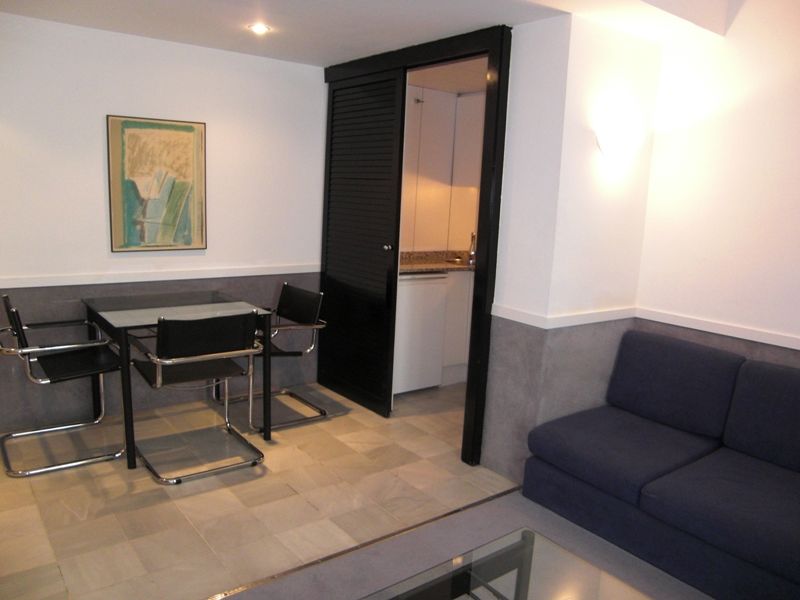 Apartamentos Descartes Barcelona Room photo